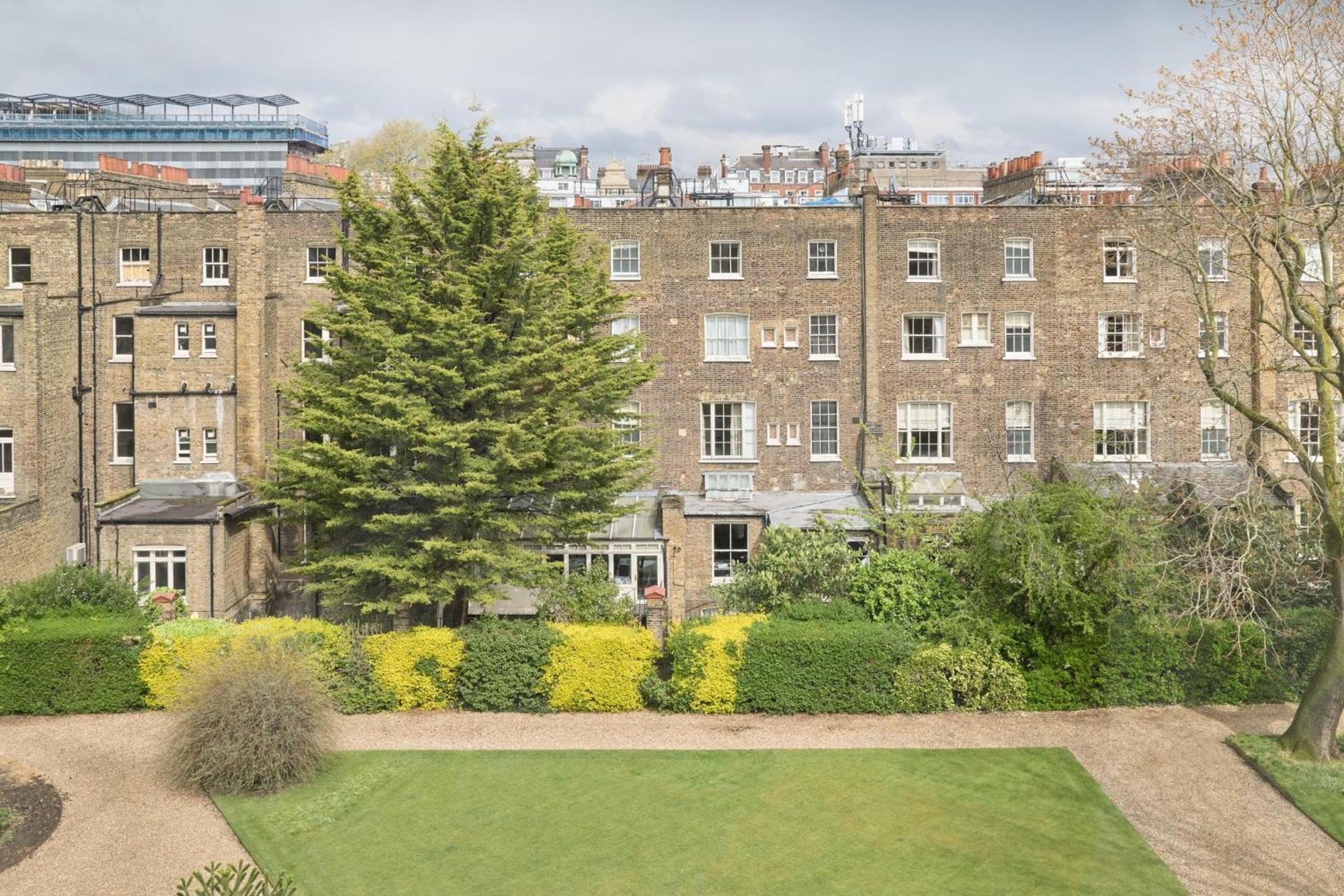 Hotel The Montague On The Gardens Londen